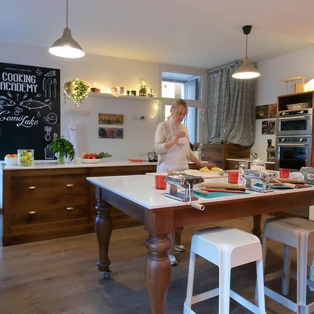 Mamma Ciccia Holiday Home - Confalonieri Манделло-дель-Ларио Экстерьер фото