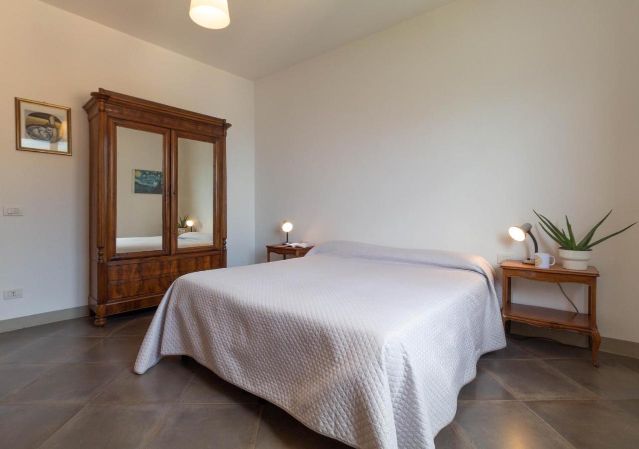 Mamma Ciccia Holiday Home - Confalonieri Манделло-дель-Ларио Экстерьер фото